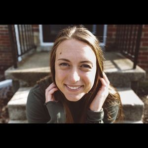 Meet your Posher, Emma